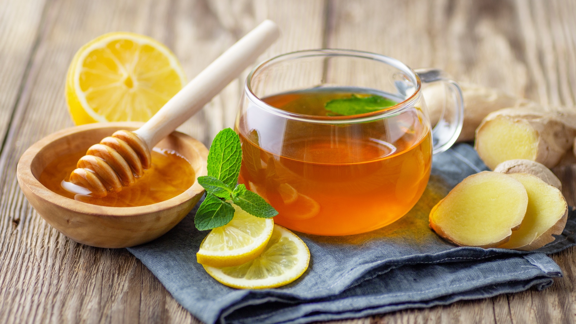 Bài thuốc giúp giảm ho do cảm lạnh, cảm cúm, người bị ho khan, đau rát họng.